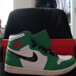 Women’s Jordan 1 Retro High Lucky Green